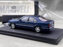 Load image into Gallery viewer, Maxwell 1:64 Blue E320 W210 Classic Sedan Sports Model Diecast Metal Car New Collection
