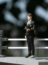 Load image into Gallery viewer, 1:64 Painted Figure Mini Model Miniature Resin Diorama Uniform Captain Pilot Man
