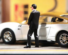 Load image into Gallery viewer, 1:64 Painted Figure Model Miniature Resin Diorama Sand Killer Suit Man Doctor
