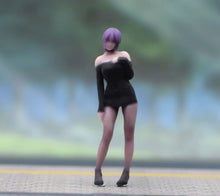 Load image into Gallery viewer, 1:64 Painted Figure Model Miniature Resin Sand Diorama Purple Hair Dress Lady
