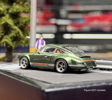 Load image into Gallery viewer, Zincit 1:64 Green 911 964 Singer Coupe Sports Model Diecast Metal Car New Collection
