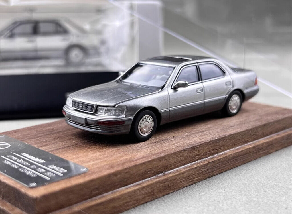 FW 1:64 Gray LS400 XF10 UCF10 Sedan Sports Model Diecast Metal Car New Collection