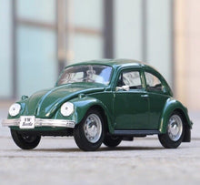Load image into Gallery viewer, Maisto 1:24 Green VW Beetle Classic Sports Model Toy Diecast Metal Car BN
