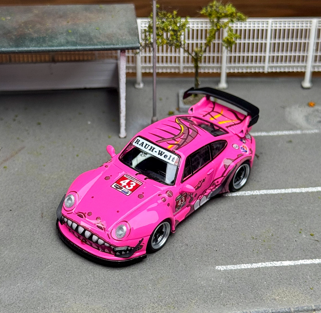 Flame 1:64 Pink Dinosaur #43 RWB 993 Sports Model Diecast Metal Car New Collection