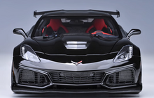 Load image into Gallery viewer, AUTOart 1:18 Black CORVETTE C7 ZR1 Racing Sports Model Diecast Metal Car
