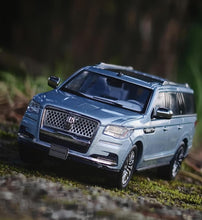 Load image into Gallery viewer, WTX 1:64 Blue Navigator L Full Sized SUV Sports Model Diecast Metal Car New Collection
