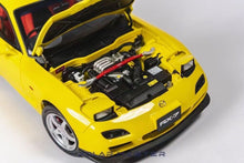Load image into Gallery viewer, Polar Master 1:18 Yellow RX7 FD Spirit R Engine Sport Model Diecast Metal Car
