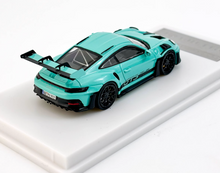 Load image into Gallery viewer, LMLF 1:64 Green 911 992 GT3 RS Sports Model Diecast Metal Car New Collection

