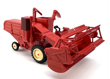 Load image into Gallery viewer, 1:76 Red Farmer Harvester Classic Vintage Model Diecast Metal Car New Collection
