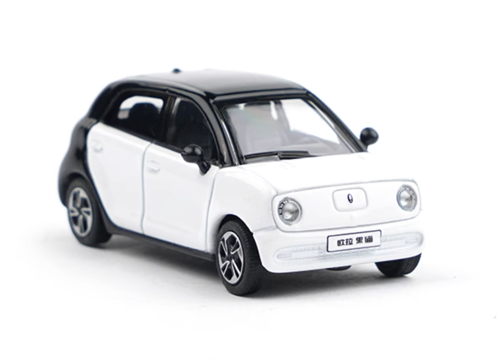 XCARTOYS 1:64 White Great Wall Ora Electric Vehicle EV Model Toy Metal Car