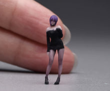 Load image into Gallery viewer, 1:64 Painted Figure Model Miniature Resin Sand Diorama Purple Hair Dress Lady
