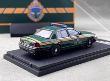 Load image into Gallery viewer, Rollin 1:64 Vermont Police VSP CV CROWN VICTORIA Model Diecast Metal Car New Collection
