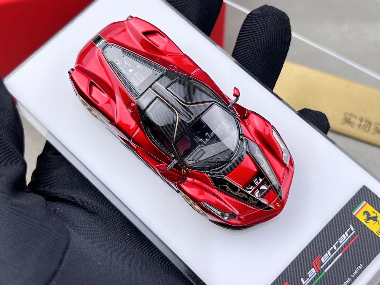 DMH 1:64 Red Fire Dragon Laferrari Aperta Sports Model Diecast