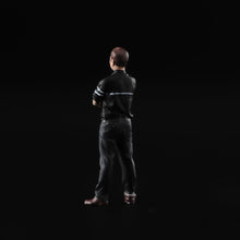 Load image into Gallery viewer, 1:24 Painted Figure Model Miniature Resin Diorama  Sand Chest Hugging Man Boy
