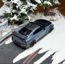 Load image into Gallery viewer, MINIGT 1:64 Gray 2024 GTR R35 Nismo Sports Model Diecast Metal Car New Collection
