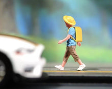 Load image into Gallery viewer, 1:64 Painted Figure Model Miniature Resin Diorama Sand Student Kids Boy Children New Collection
