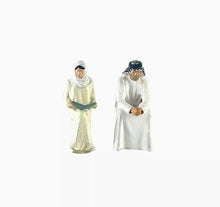 Load image into Gallery viewer, 1:64 Painted Figure Model Miniature Resin Diorama Sand Arabs Robe Man Lady Toy
