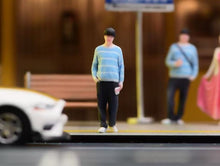 Load image into Gallery viewer, 1:64 Painted Figure Model Miniature Resin Diorama Toy Casual Boy Pink Dress Girl
