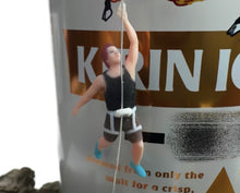 Load image into Gallery viewer, 1:64 Painted Figure Mini Model Miniature Resin Diorama Climber Mountaineer Sand
