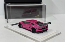 Load image into Gallery viewer, Onemodel 1:64 Hot Pink LP700 Aventador LB Sports Model Diecast Resin Car New Collection
