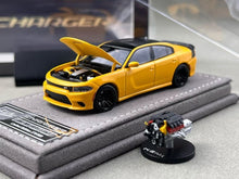 Load image into Gallery viewer, Elite 1:64 Yellow Charger SRT Engine Sedan Sports Model Diecast Metal Car New Collection
