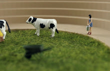 Load image into Gallery viewer, 1:64 Painted Figure Model Miniature Resin Diorama Farmer Girls Cows Carts Set
