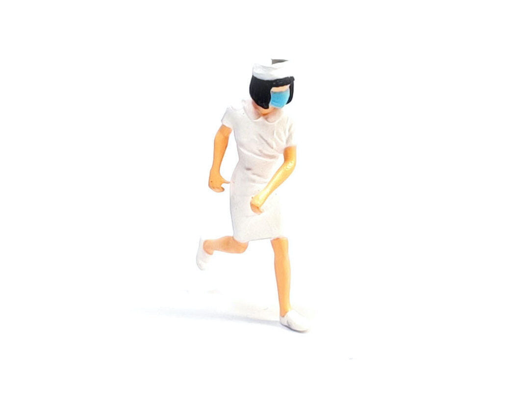 1:64 Painted Figure Mini Model Miniature Resin Diorama Emergency Nurse Patient
