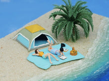 Load image into Gallery viewer, 1:64 Painted Figure Model Miniature Resin Diorama Outdoor Picnic Camping Reading Collection
