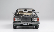 Load image into Gallery viewer, GFCC 1:64 Black Green 1994 Silver Spur III Luxury Model Diecast Metal Car
