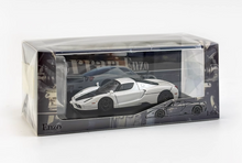 Load image into Gallery viewer, King 1:64 White Black Rims Enzo Racing Sports Model Diecast Metal Car New Collection
