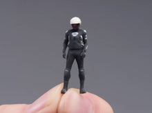 Load image into Gallery viewer, 1:64 Painted Figure Model Miniature Resin Diorama Sand Racer Man Woman Racing
