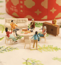Load image into Gallery viewer, 1:64 Painted Figure Model Miniature Resin Diorama Sand Reunion Dinner Gathering
