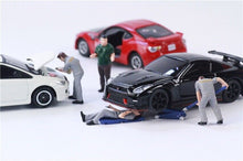 Load image into Gallery viewer, 1:64 Painted Figure Mini Model Miniature Resin Diorama Car Garage Repairman Set
