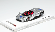 Load image into Gallery viewer, SUHE 1:64 Silver SP3 Daytona Red Seat Sports Model Diecast Resin Car New Collection
