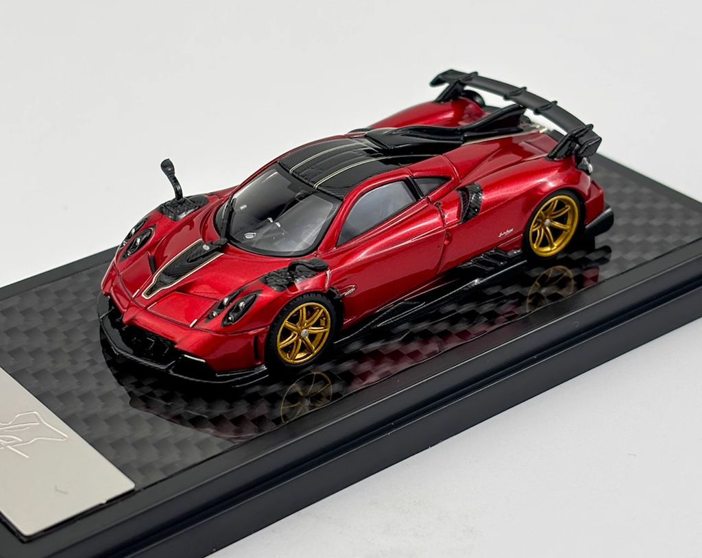 LCD 1:64 Red Imola Super Racing Sports Model Diecast Metal Car New Collection