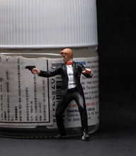 Load image into Gallery viewer, 1:64 Painted Figure Mini Model Miniature Resin Diorama Sand Suit Man With Gun New
