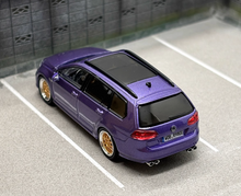 Load image into Gallery viewer, Zoom 1:64 Purple VW Golf 7R VII Wagon Roof Bike Model Diecast Metal Car New Collection
