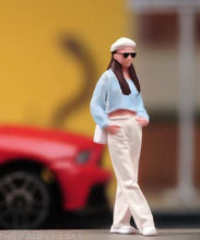 Load image into Gallery viewer, 1:64 Painted Figure Model Miniature Resin Diorama Sand Beret Hat Girl Lady Chill
