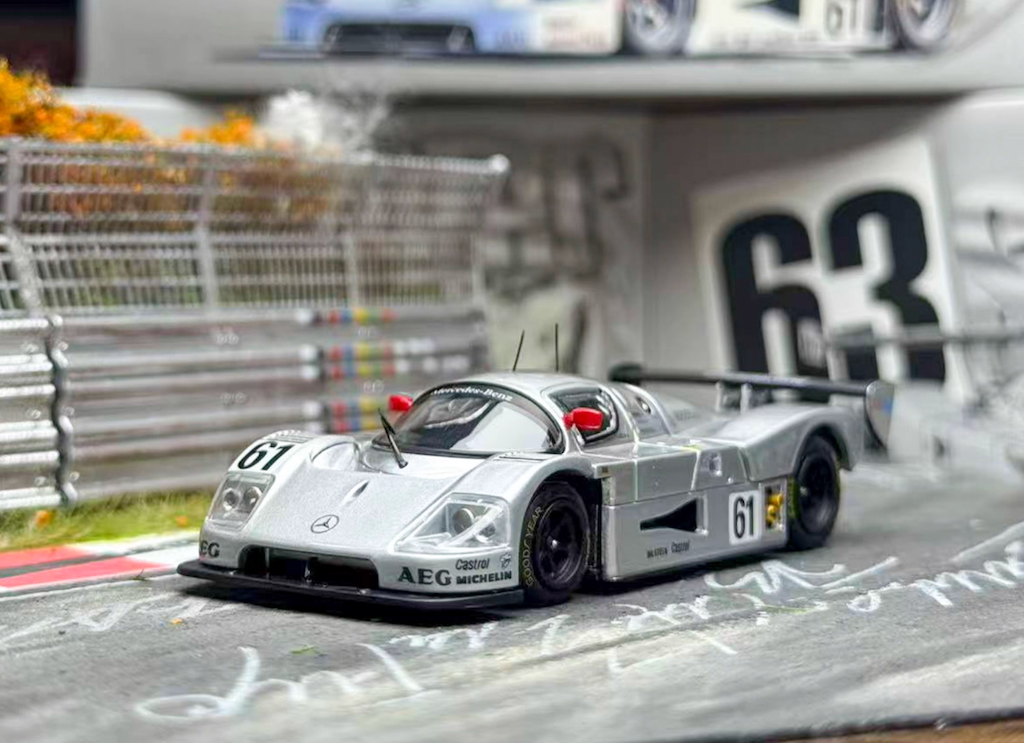 YS 1:64 Silver C9 #61 Racing Sports Model Diecast Metal Car New Collection