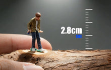 Load image into Gallery viewer, 1:64 Painted Figure Model Miniature Resin Diorama Toy Sand Leaning Man Stand
