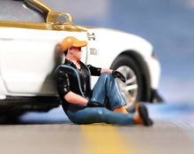 Load image into Gallery viewer, 1:64 Painted Figure Model Miniature Resin Diorama Sand Sitting Cap Man Boy Cool
