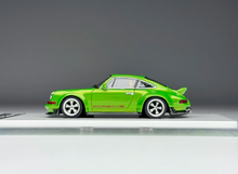 Load image into Gallery viewer, Zincit 1:64 Green 911 964 singer DLS Sports Model Diecast Metal Car New Collection
