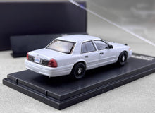 Load image into Gallery viewer, Rollin 1:64 White CV CROWN VICTORIA Police Model Diecast Metal Car New Collection
