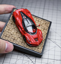 Load image into Gallery viewer, DK 1:64 Red Carbon Top Laferrari Racing Sports Model Diecast Metal Car New Collection
