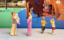 Load image into Gallery viewer, 1:64 Painted Figure Model Miniature Resin Diorama Sand Pregnant Woman Kids Toy
