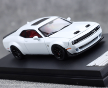 Load image into Gallery viewer, SH 1:64 White Challenger SRT Muscle Hellcat Sport Model Diecast Metal Car New Collection
