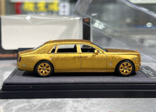 Load image into Gallery viewer, Banana 1:64 Gold Phantom VIII Centenary Luxury Model Diecast Metal Car New Collection
