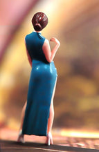 Load image into Gallery viewer, 1:64 Painted Figure Model Miniature Resin Diorama Sand Toy Qipao Cheongsam Lady New
