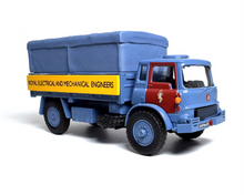 Load image into Gallery viewer, 1:76 Military MK Bedford Delivery Transport Truck Model Diecast Metal Car New Collection
