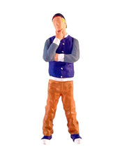 Load image into Gallery viewer, 1:64 Painted Figure Model Miniature Resin Diorama Baseball Jacket Man Pink Lady
